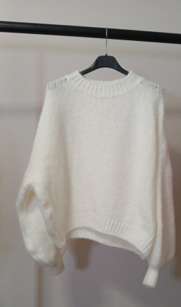 MILUSI SWETER